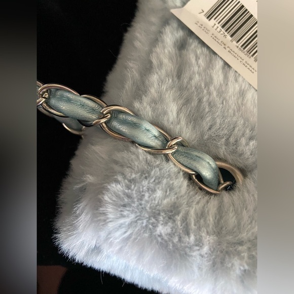 Geir-Ness Norsk Sno Purse Handbag Lt Blue Chain SOFT Faux Fur - REVERSIBLE, New - Picture 12 of 12